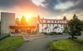 Gistihúsið - Lake Hotel Egilsstadir